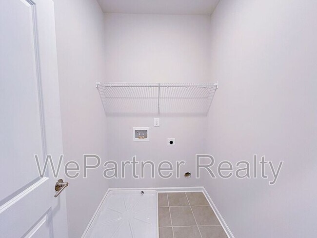 Building Photo - 2606 Mls Cmn Dr