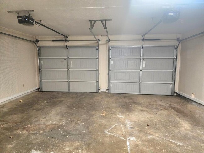 Building Photo - 1618 Pear Orchard Pl