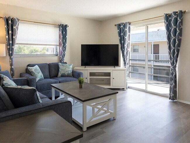 Building Photo - 400 Base Ave E Cmn