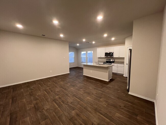Building Photo - Beautiful Home for Rent in Arroyo Ranch – ...