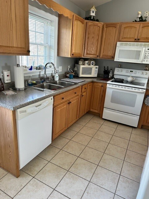 KITCHEN 4 - 224 Husson Ave