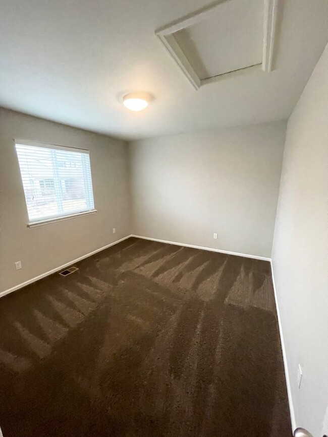 Building Photo - Single family 4 bed 3 bath for rent in Par...