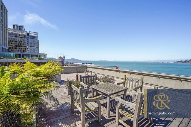 Building Photo - 75 Folsom St