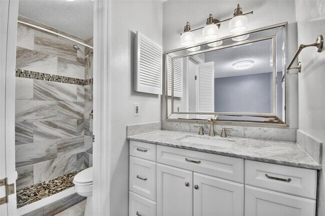 Building Photo - 73 Buttonworth Dr