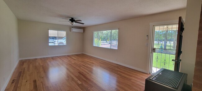 Building Photo - 8171 Deschutes Rd