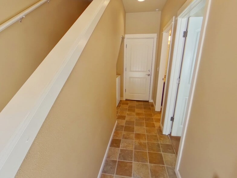 Interior Photo - Hilyard Townhomes
