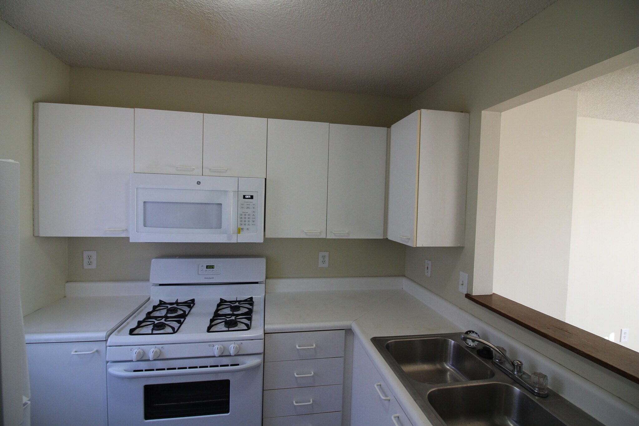 Building Photo - 1732 Bennigan Dr