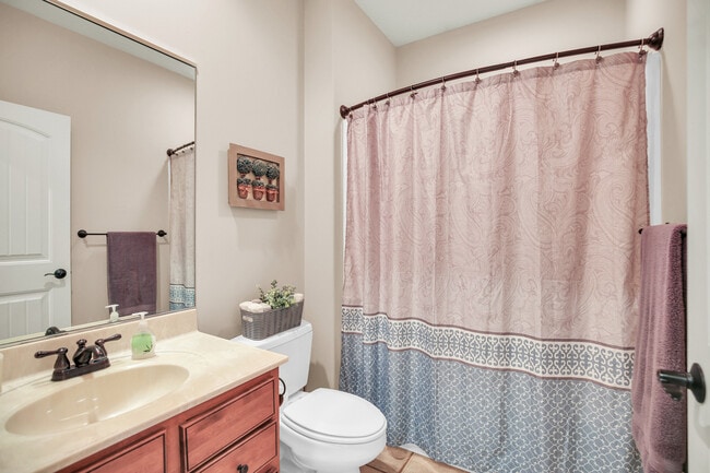 Building Photo - 1504 Stonebluff Ct