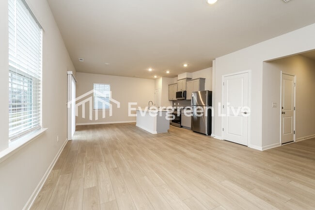 Building Photo - 817 Pear Blossom Ct