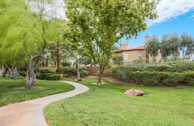 Building Photo - Cute 2 Bedroom Condo with 2 Car Garage located in a Guard Gated Community in Green Valley!