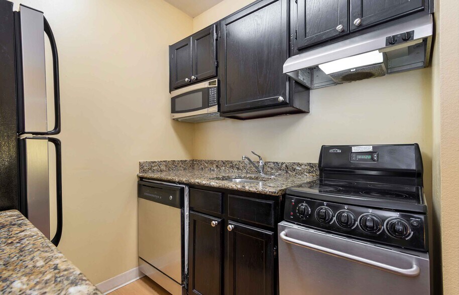 Building Photo - Furnished Studio-Atlanta - Norcross - Peachtree Corners