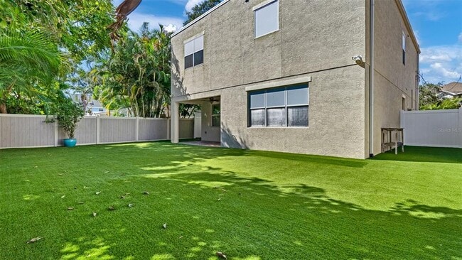 Building Photo - 3702 W Tacon St