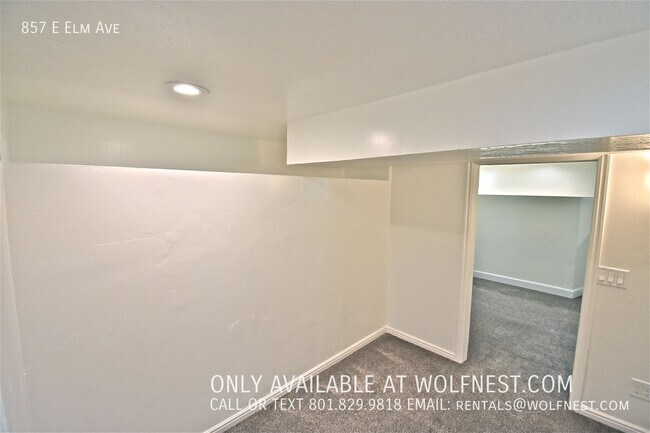 Building Photo - 857 Elm Ave