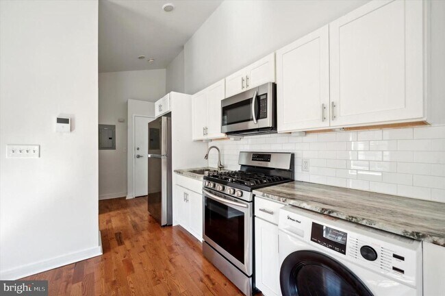 Building Photo - 5011 Germantown Ave