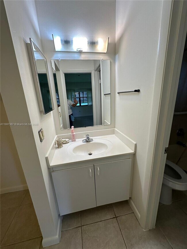 Building Photo - 7955 SW 86th St