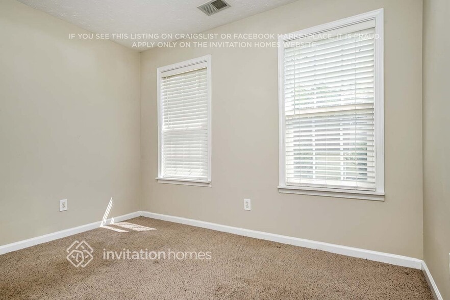 Building Photo - 4302 Glen Heights Way