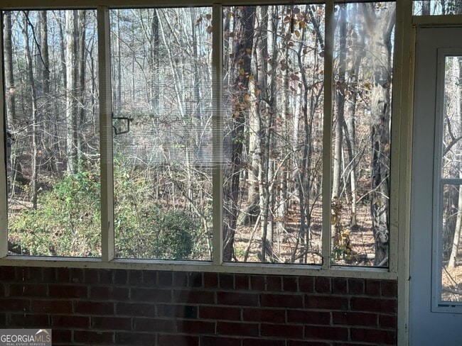 Building Photo - 1736 Salem Woods Dr SE