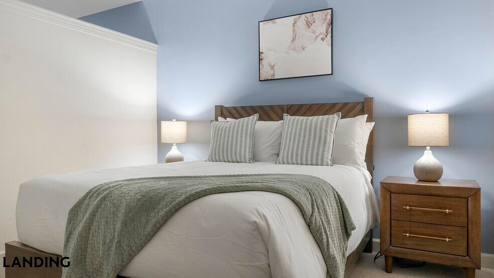 Building Photo - 2420 Peachtree Rd NW