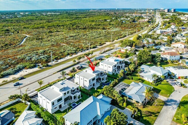 Building Photo - 13460 U.S. Rte 1