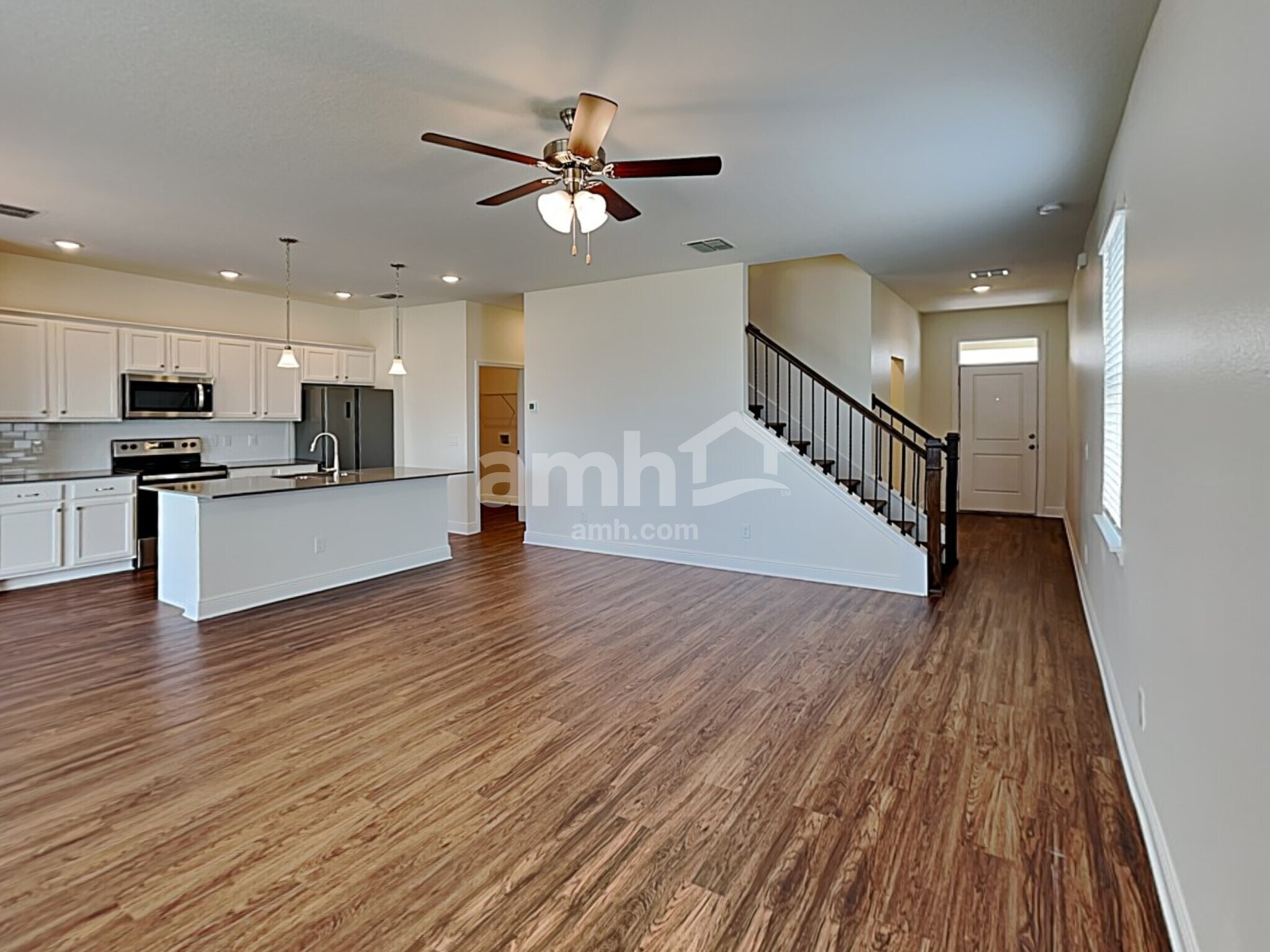 Building Photo - 1248 Sky Lks Dr