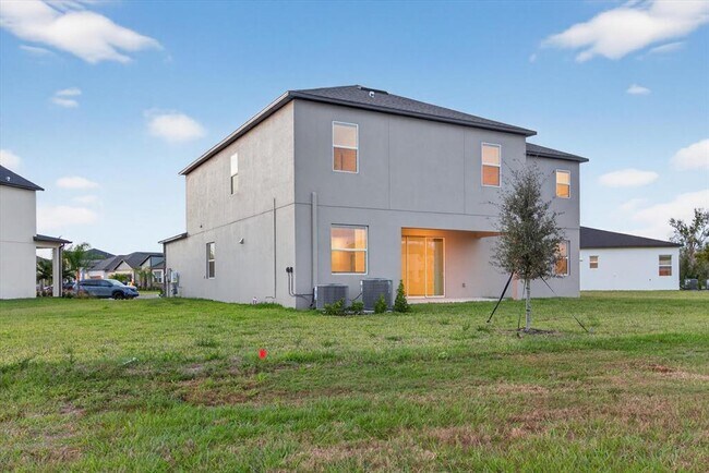 Building Photo - 6925 Main St