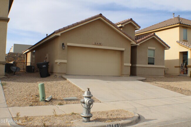 Primary Photo - 12449 Chamberlain Dr