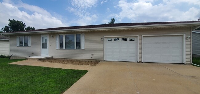 Primary Photo - 3137 33rd Ave SW