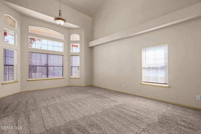 Building Photo - 6121 Byron St