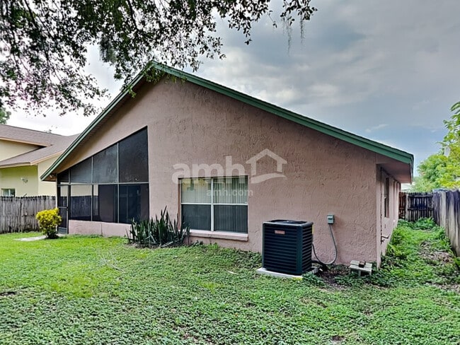 Building Photo - 957 Islander Ave