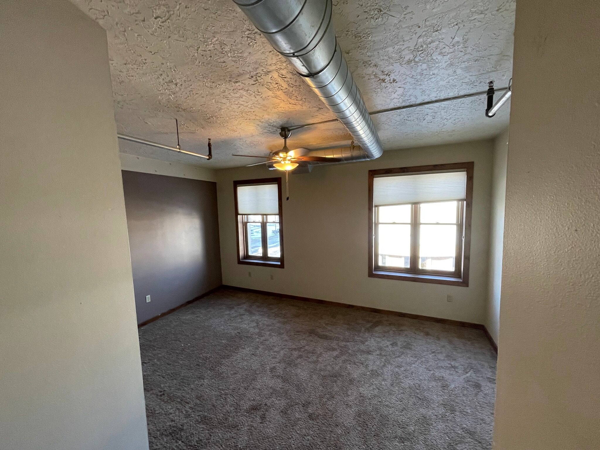 Building Photo - 132 S Dakota Ave