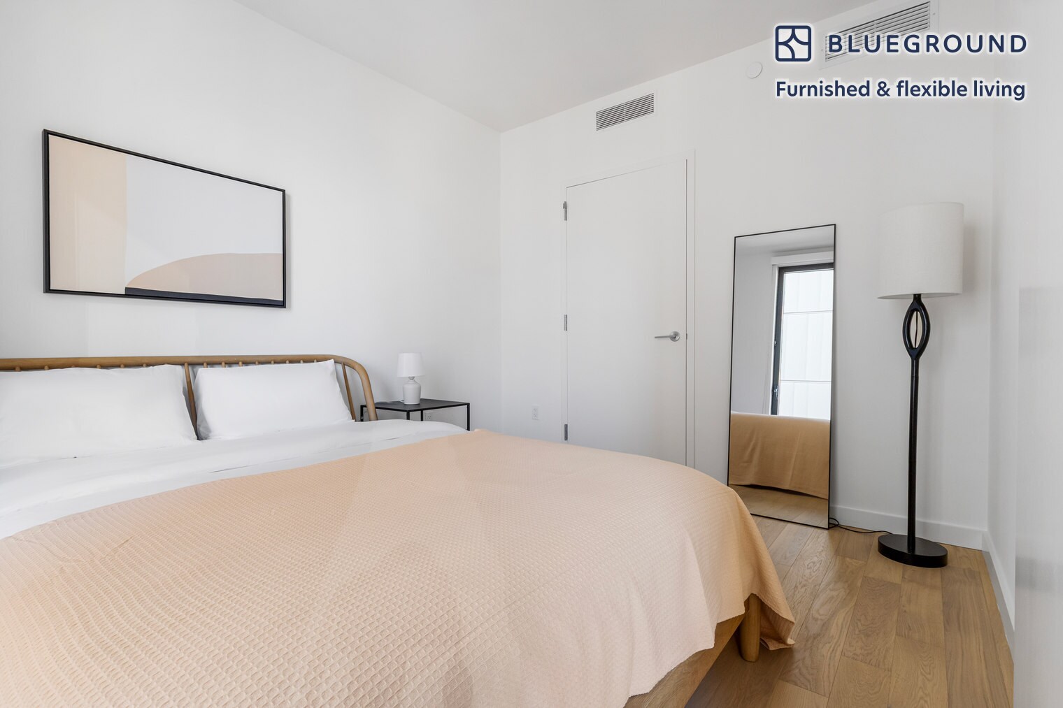 Building Photo - 243 W 28th St