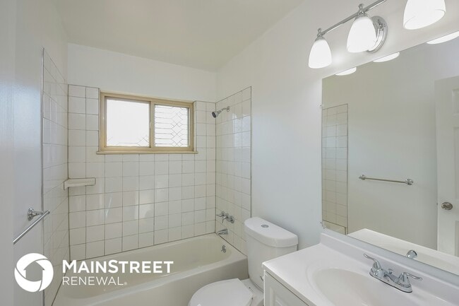 Building Photo - 1344 Elmer Dr