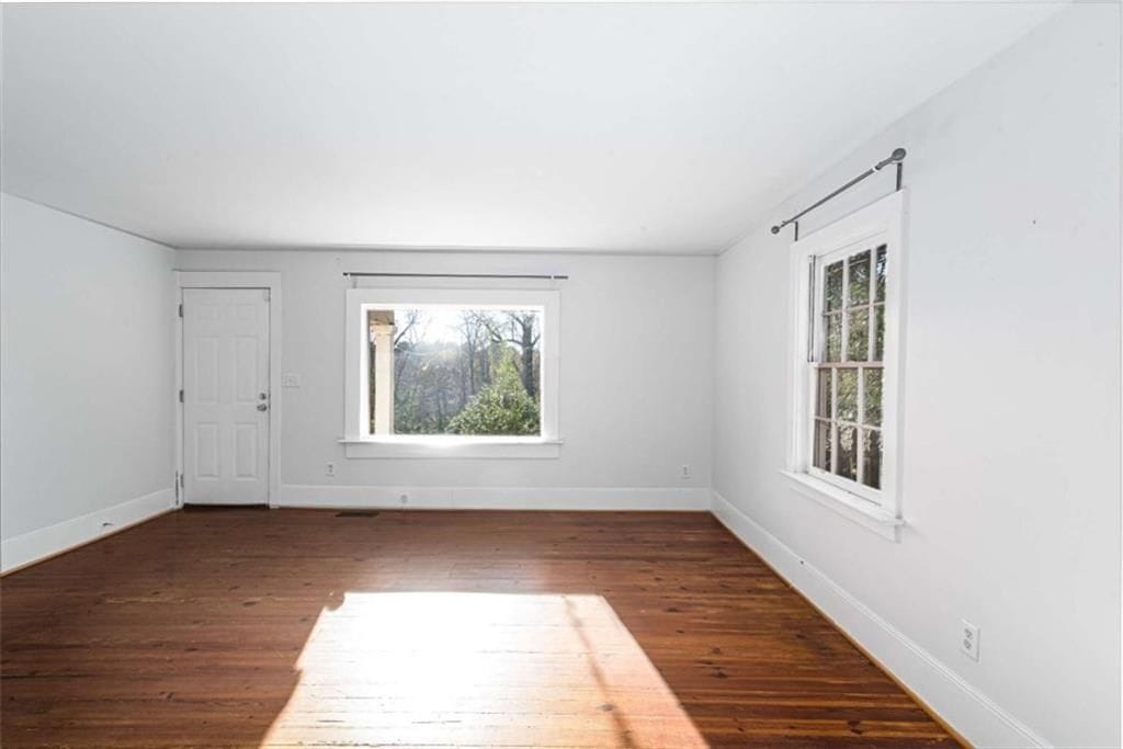 Building Photo - 2344 Ripplewater Dr SE