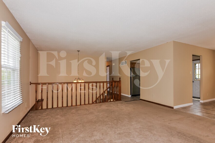 Building Photo - 2605 Westminister Dr