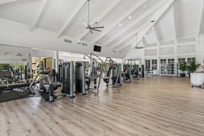 Building Photo - 12480 Mallet Cir