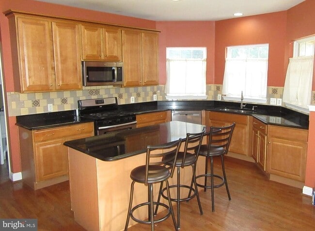 Building Photo - 107 Mallard Way