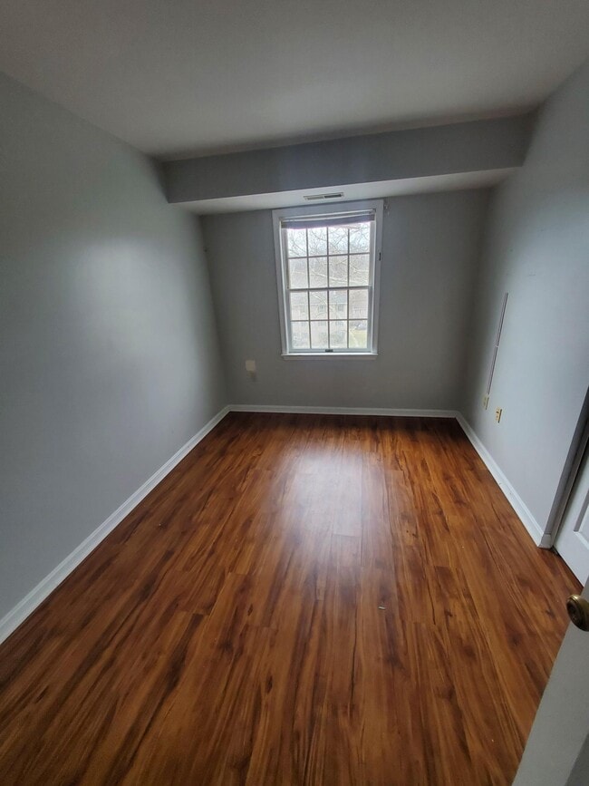 Building Photo - 620 Manatawny St