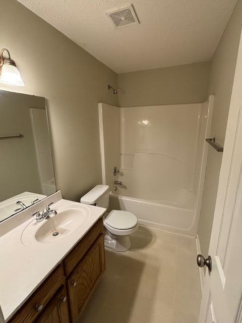 Building Photo - 70 Mystic Ct