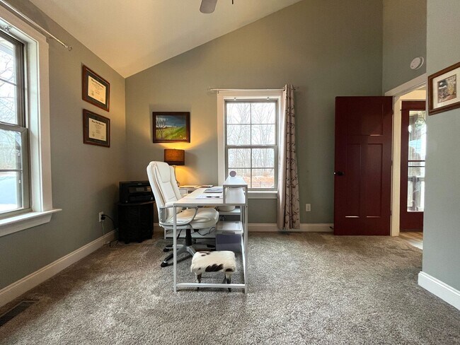 Building Photo - Lakefront Living in Lyman, SC