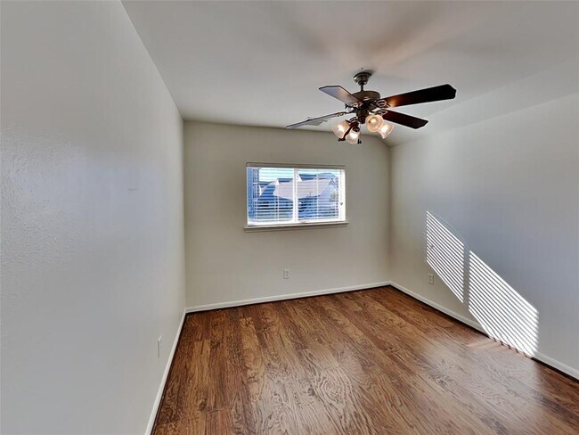 Building Photo - 21927 Saragosa Pond Ln