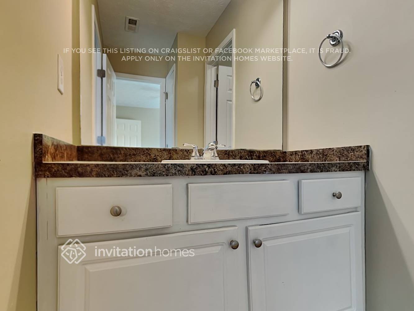 Building Photo - 1420 Great River Pkwy SE