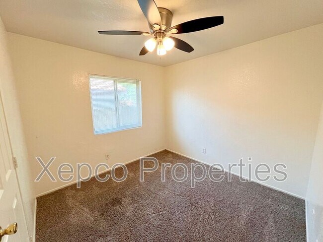 Building Photo - 13615 Verbena Dr