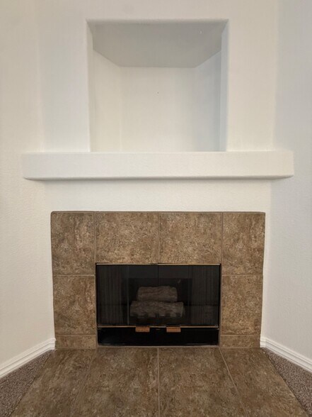 Building Photo - 3320 S Fort Apache Rd