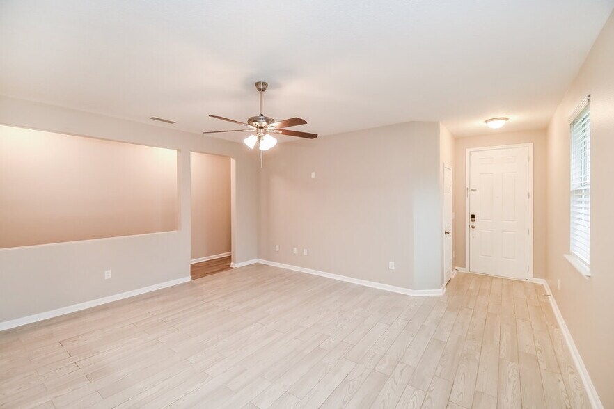 Building Photo - 1113 Coveyrise Ct