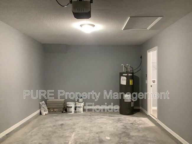 Building Photo - 2629 SW 175 Loop