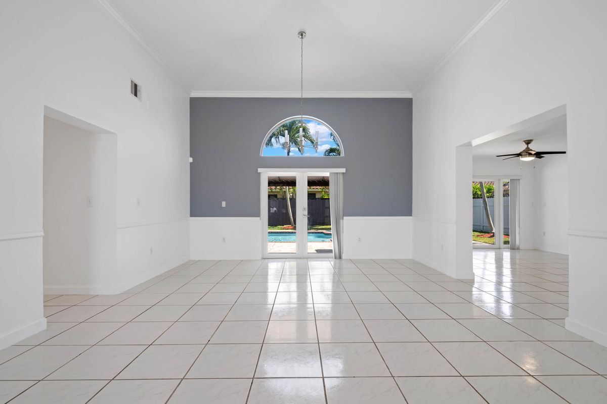 Building Photo - 15398 SW 172nd Terrace