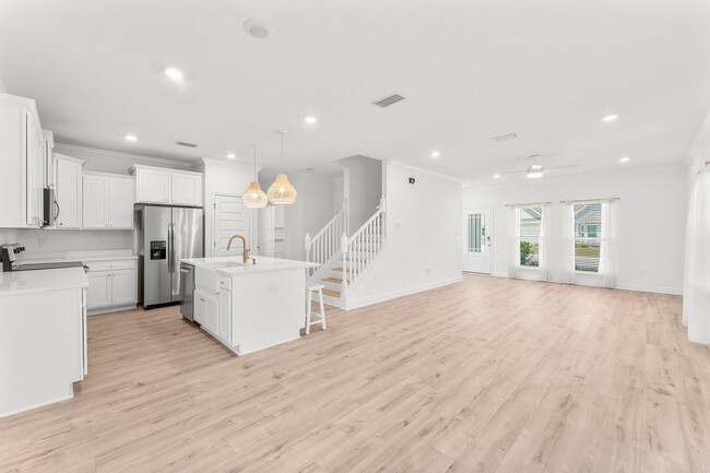 Building Photo - 25 Krewe Cir