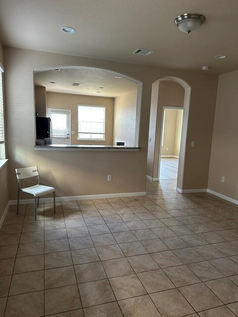 Building Photo - 2880 Donnell Dr