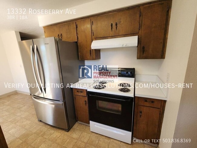 Building Photo - 13332 Roseberry Ave