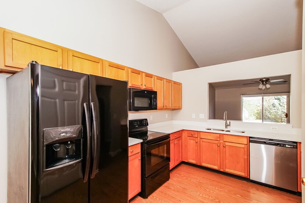 Building Photo - 1528 Moss Creek Dr